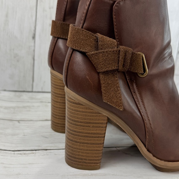 Brown Ankle Boot Bootie Zip Up Faux Leather Strap Target Womens 6.5 Block Heel - Picture 5 of 14